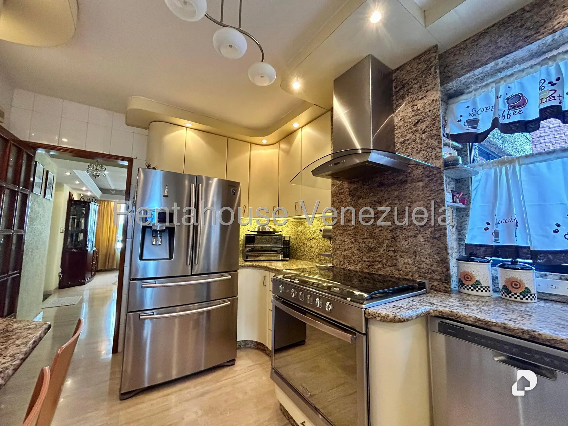 Apartamento en El Rosal, Caracas – 6