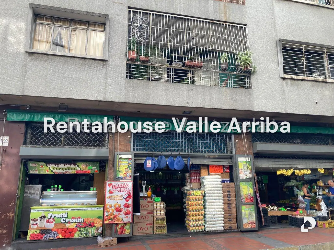 Local comercial en Parroquia La Candelaria, Caracas – 15