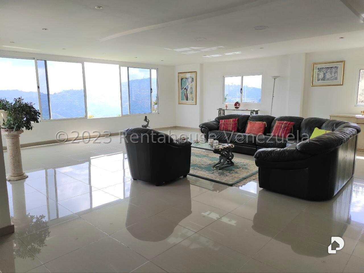 Casa en Los Guayabitos, Caracas – 5
