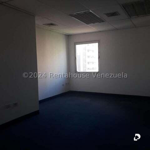 Oficina en El Rosal, Caracas – 11