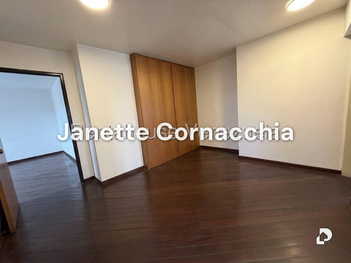 Apartment in El Rosal, Caracas – 13