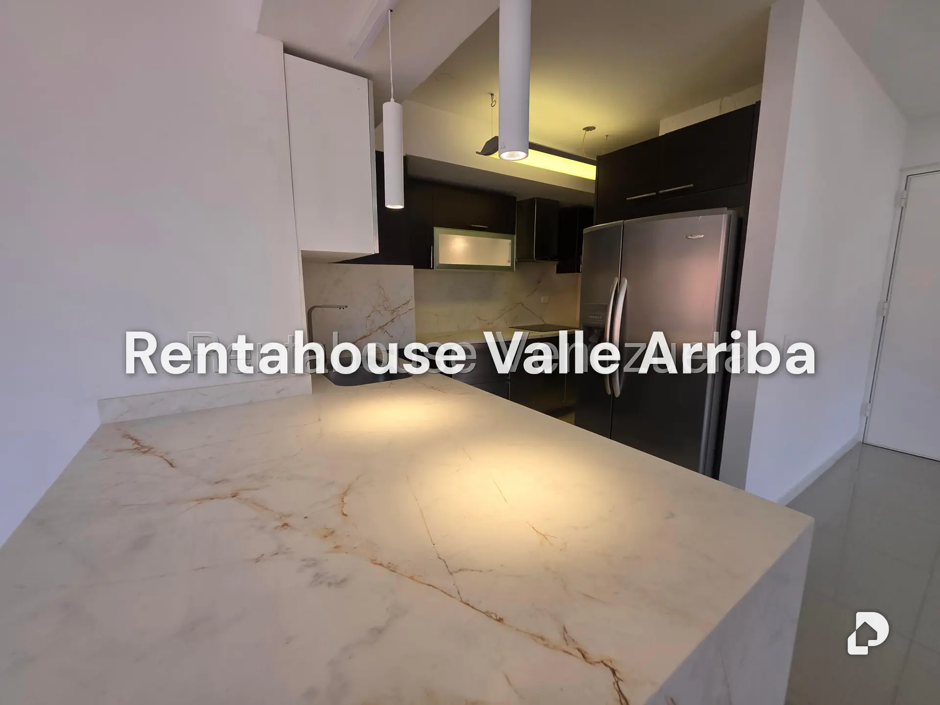 Apartamento en Campo Alegre, Caracas – 13