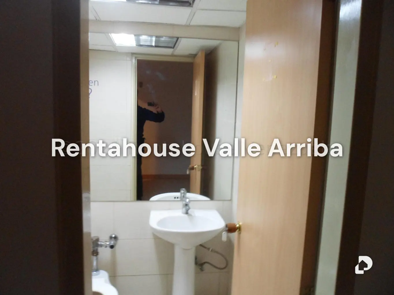 Local comercial en El Rosal, Caracas – 5