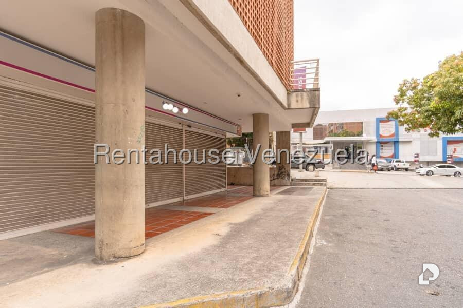 Local comercial en Boleíta Norte, Caracas – 29