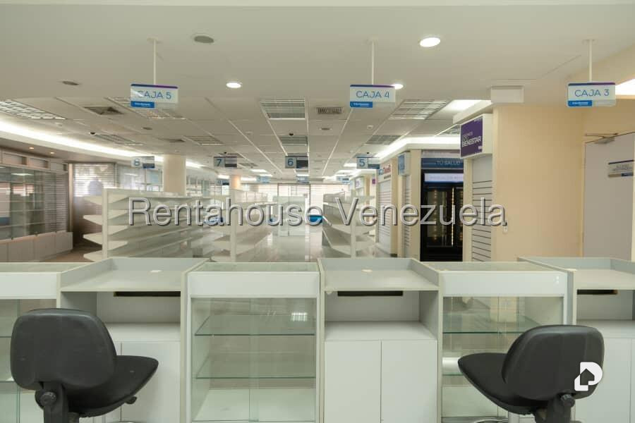 Local comercial en Boleíta Norte, Caracas – 12