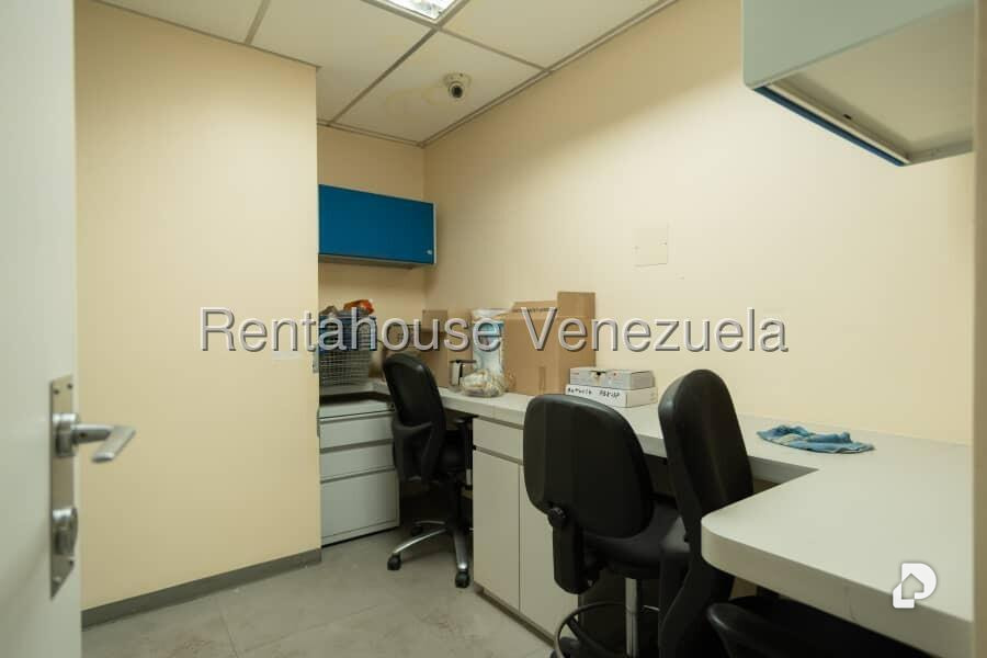 Local comercial en Boleíta Norte, Caracas – 19