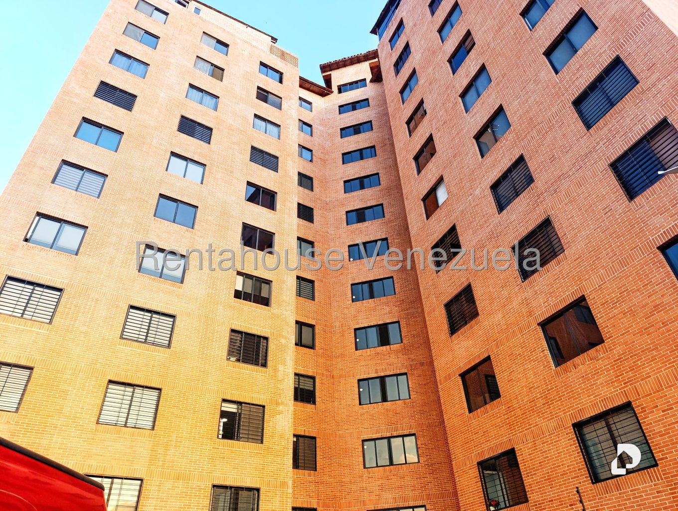 Apartamento en Colinas de La Tahona, Caracas – 2