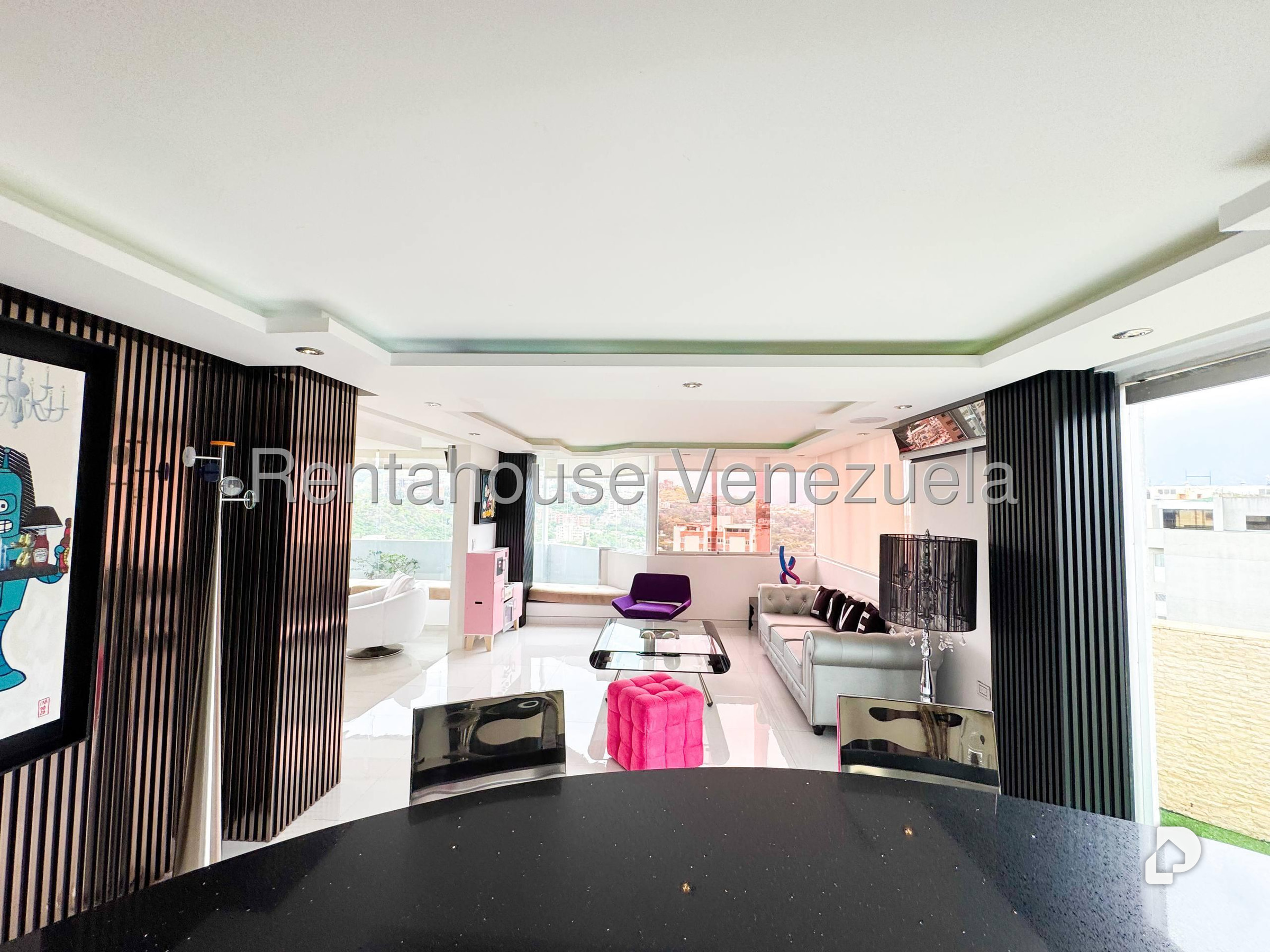 Apartamento en Las Mesetas de Santa Rosa de Lima, Caracas – 23