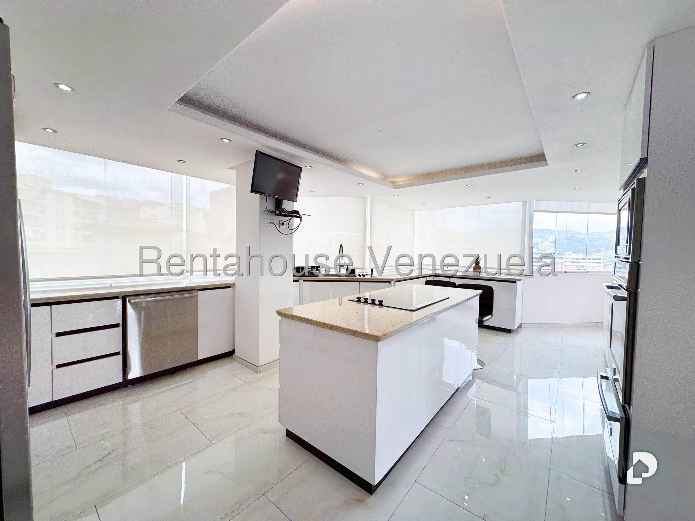 Apartamento en Las Mesetas de Santa Rosa de Lima, Caracas – 27