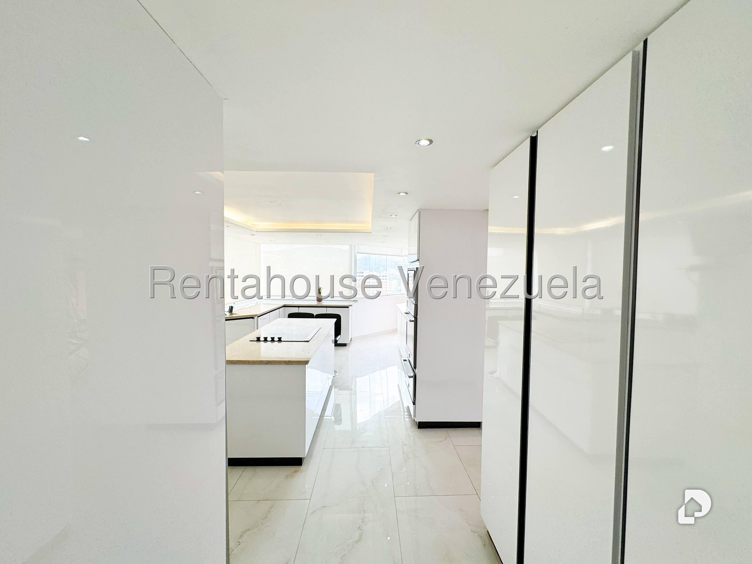 Apartamento en Las Mesetas de Santa Rosa de Lima, Caracas – 26