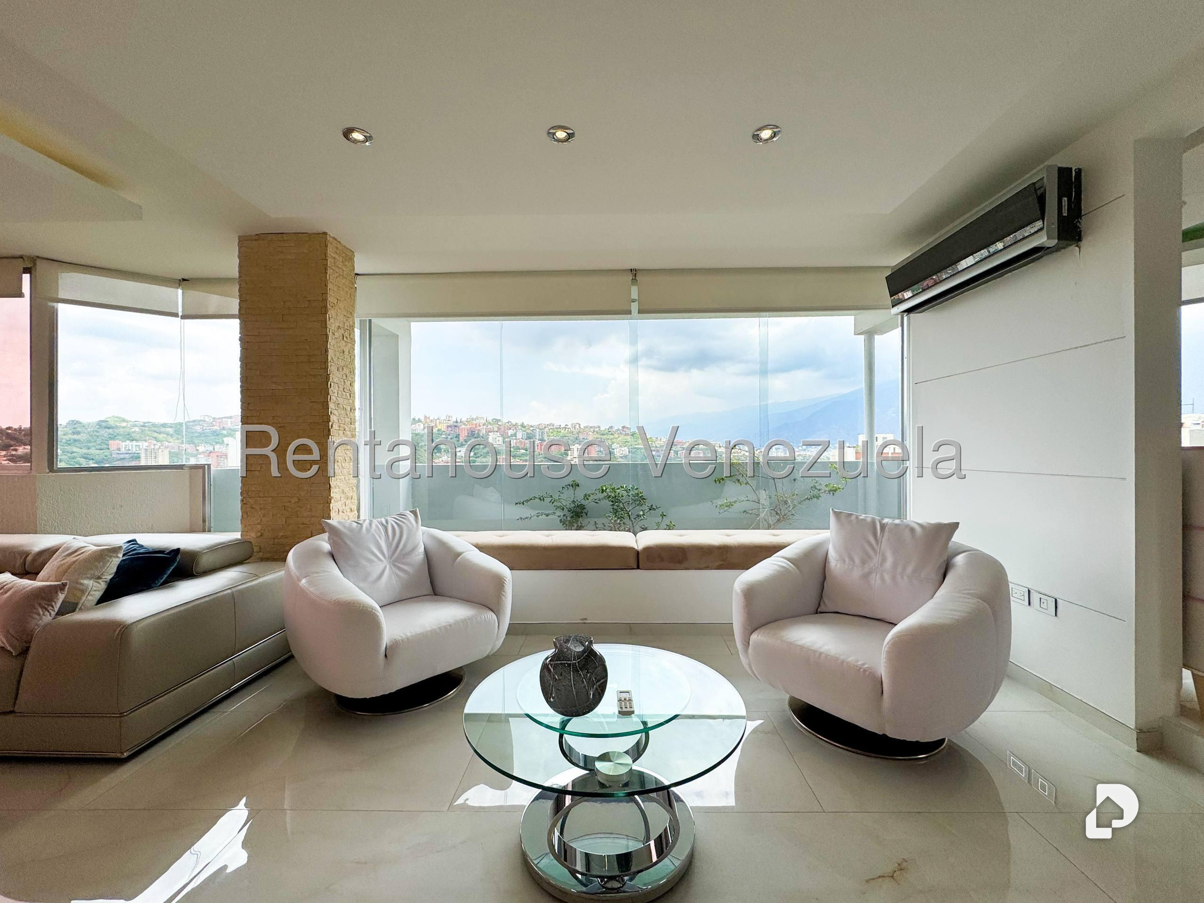 Apartamento en Las Mesetas de Santa Rosa de Lima, Caracas – 17