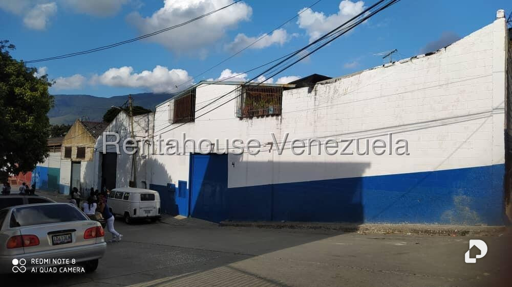 Local comercial en Prado de María, Caracas