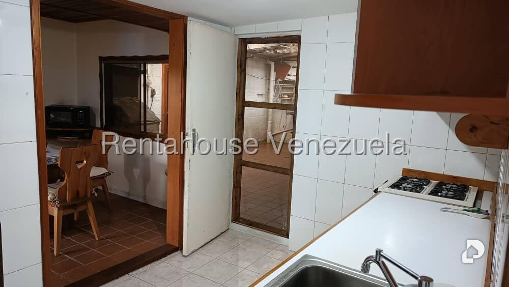 Local comercial en Prado de María, Caracas