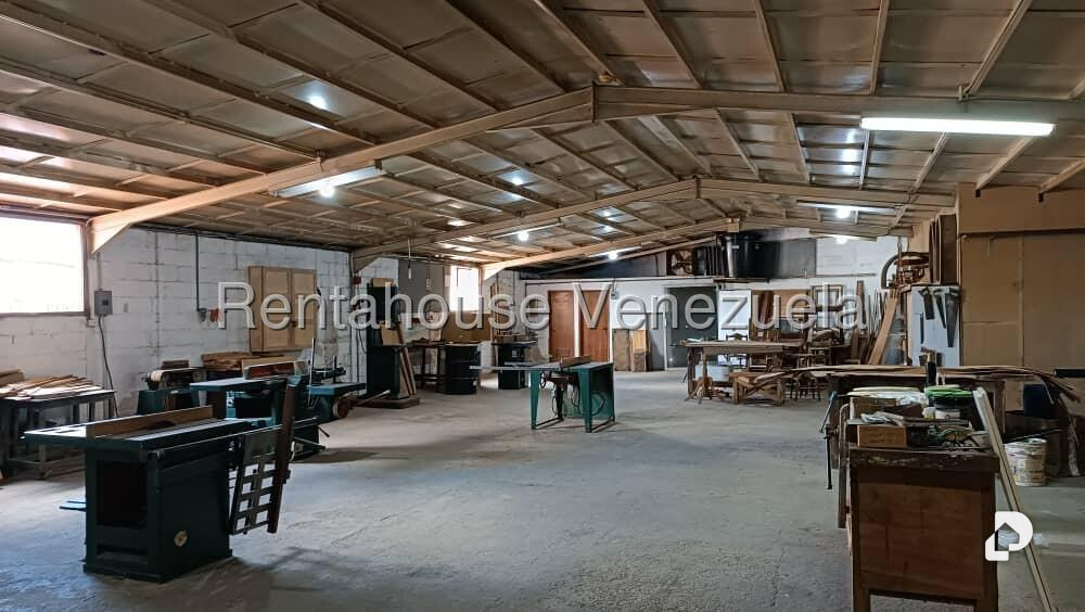 Local comercial en Prado de María, Caracas