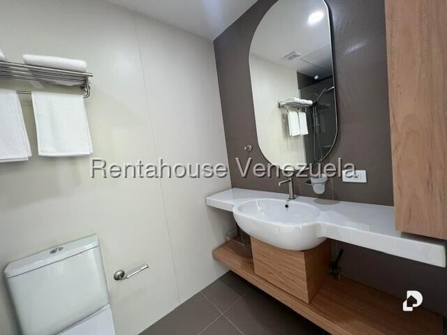 Apartamento en Altamira, Caracas – 24