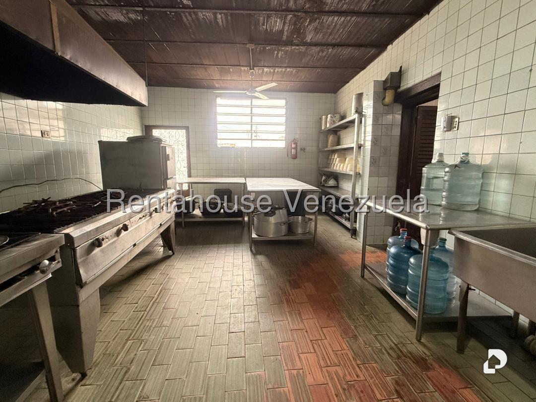 Local comercial en Hoyo de la Puerta, Caracas – 22