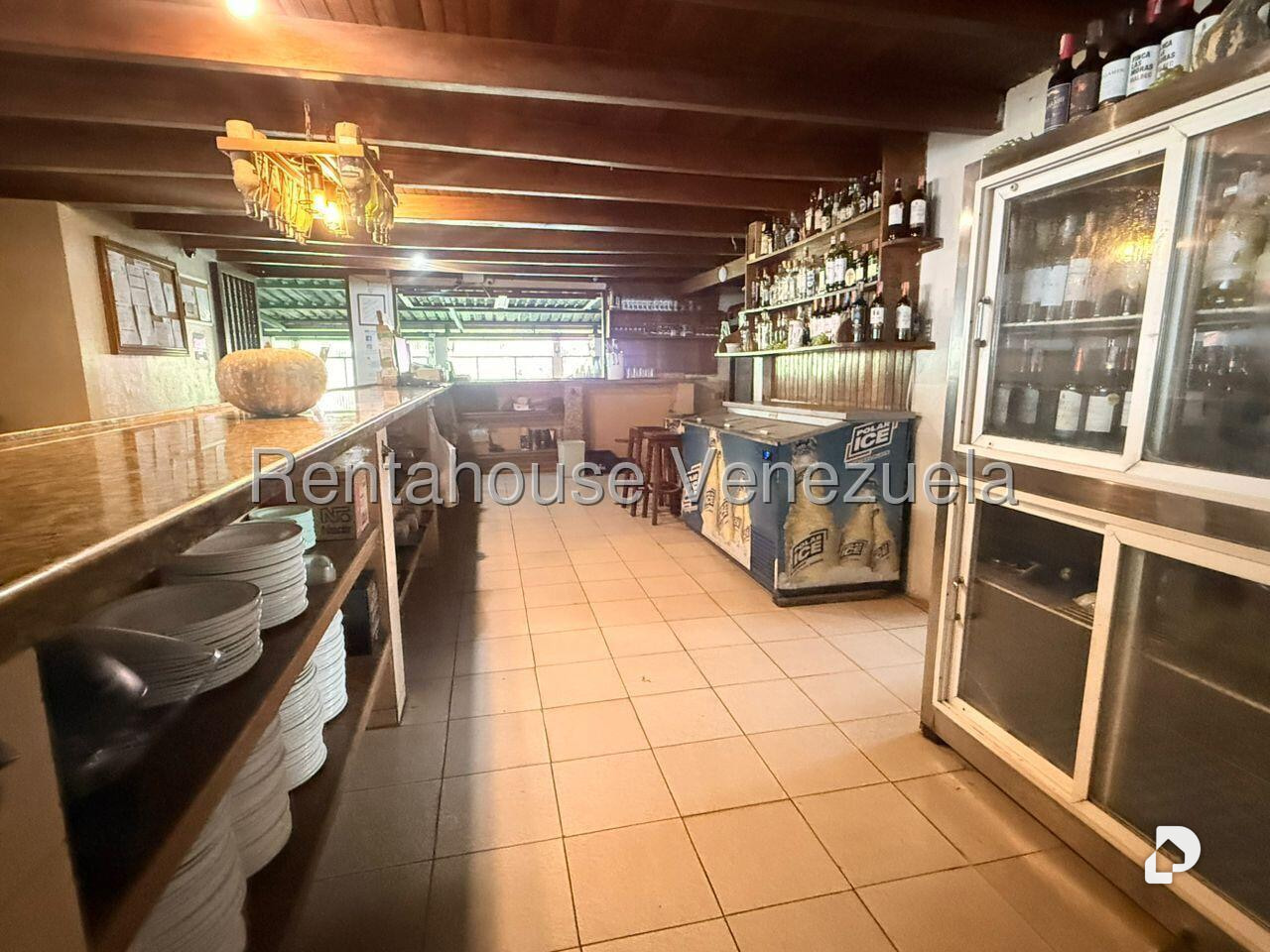 Local comercial en Hoyo de la Puerta, Caracas – 11
