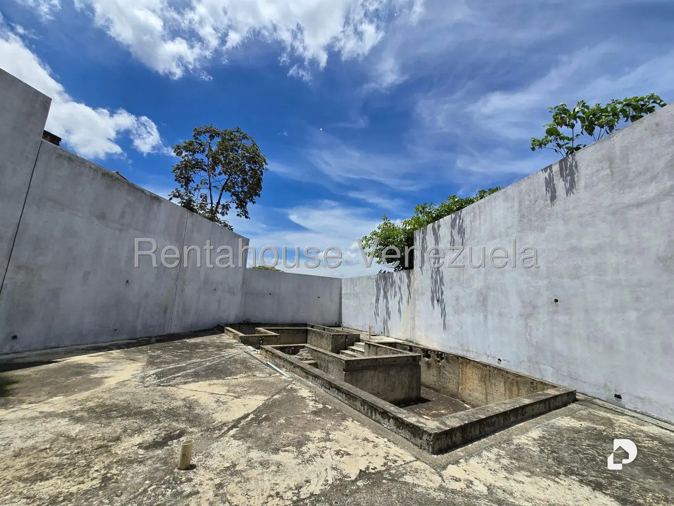 Casa en Altamira, Caracas – 13