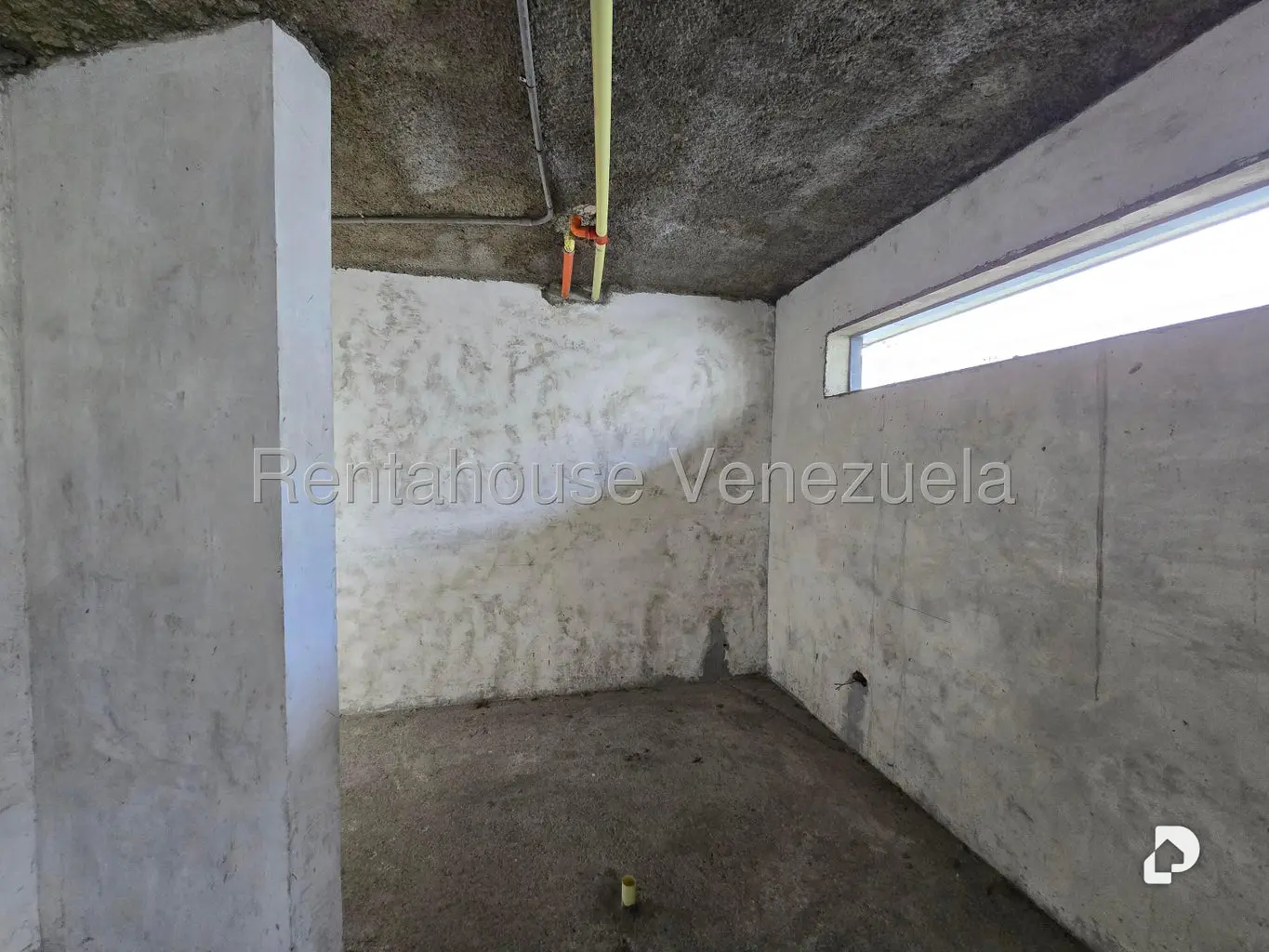 Casa en Altamira, Caracas – 10