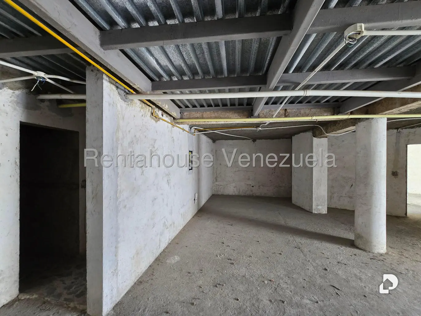 Casa en Altamira, Caracas – 16