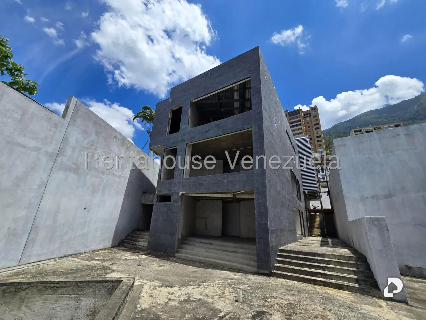 Casa en Altamira, Caracas – 1