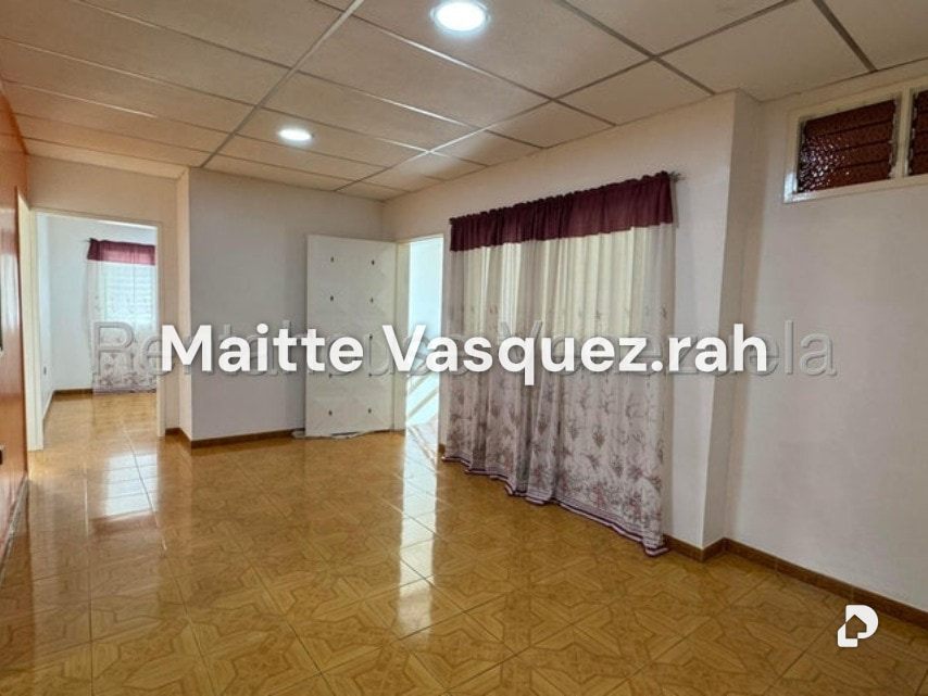 Casa en La Candelaria, Maracay – 2