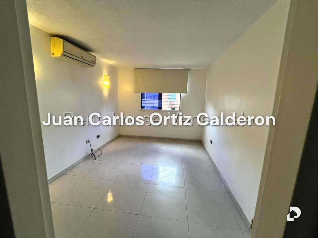 Apartamento en Los Naranjos Humboldt, Caracas – 7