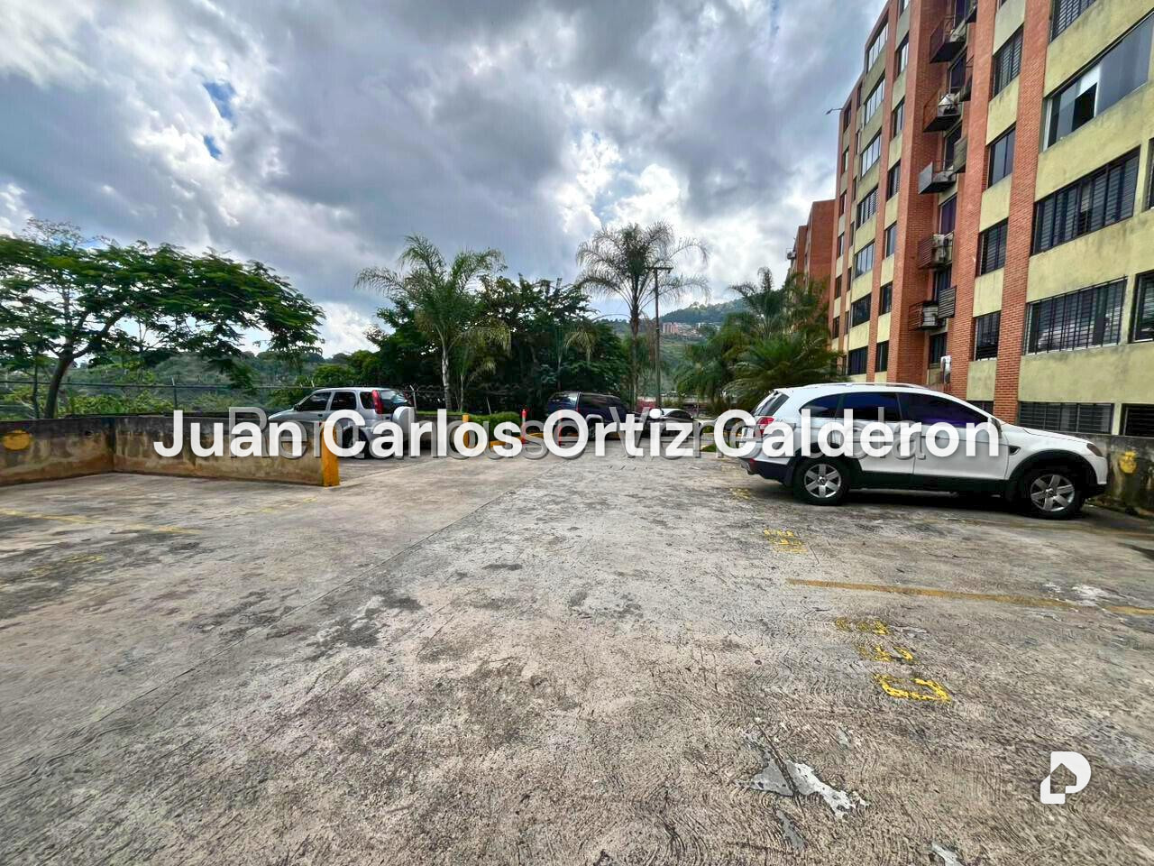 Apartamento en Los Naranjos Humboldt, Caracas – 16