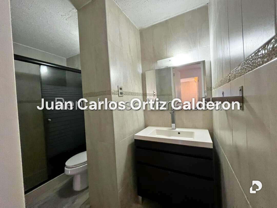 Apartamento en Los Naranjos Humboldt, Caracas – 12