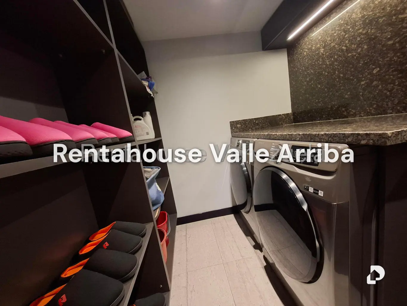 Apartamento en El Rosal, Caracas – 18
