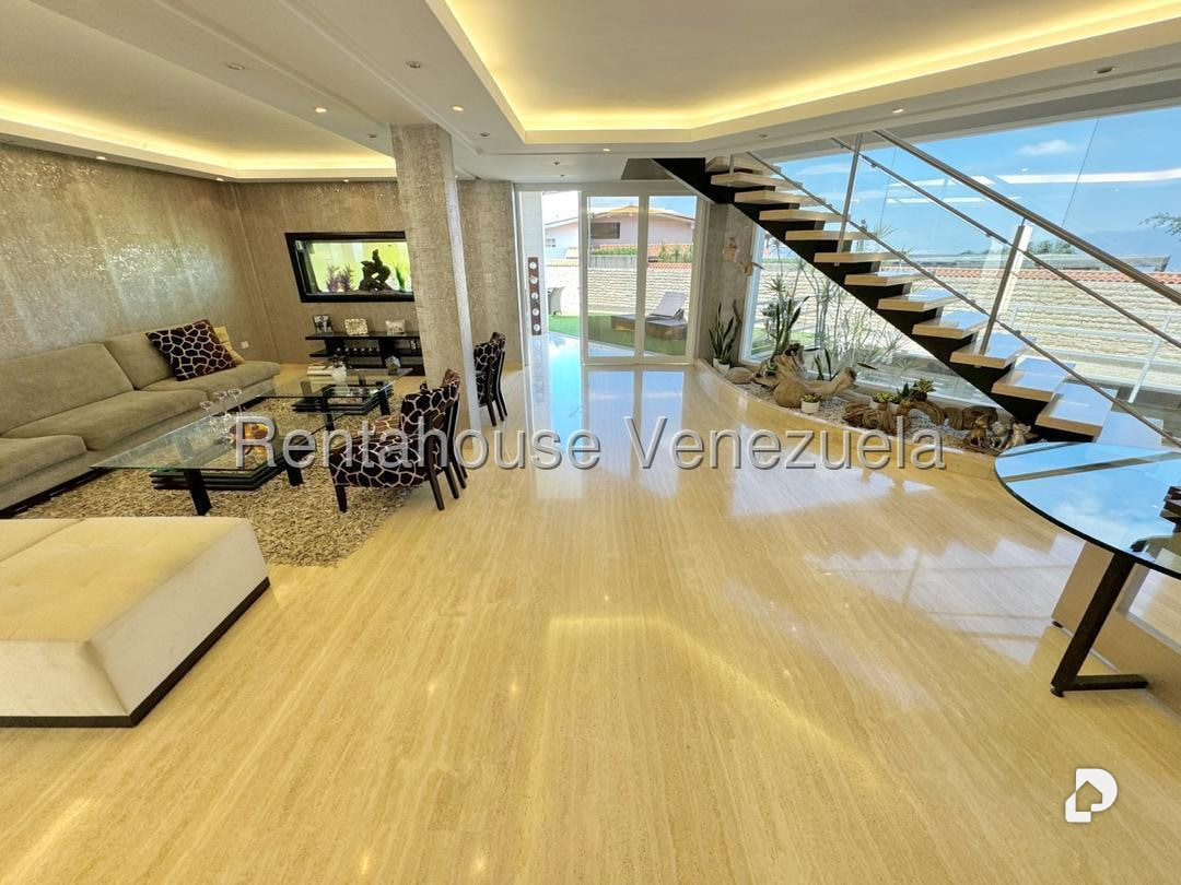 House in Los Naranjos (del Cafetal), Caracas – 4