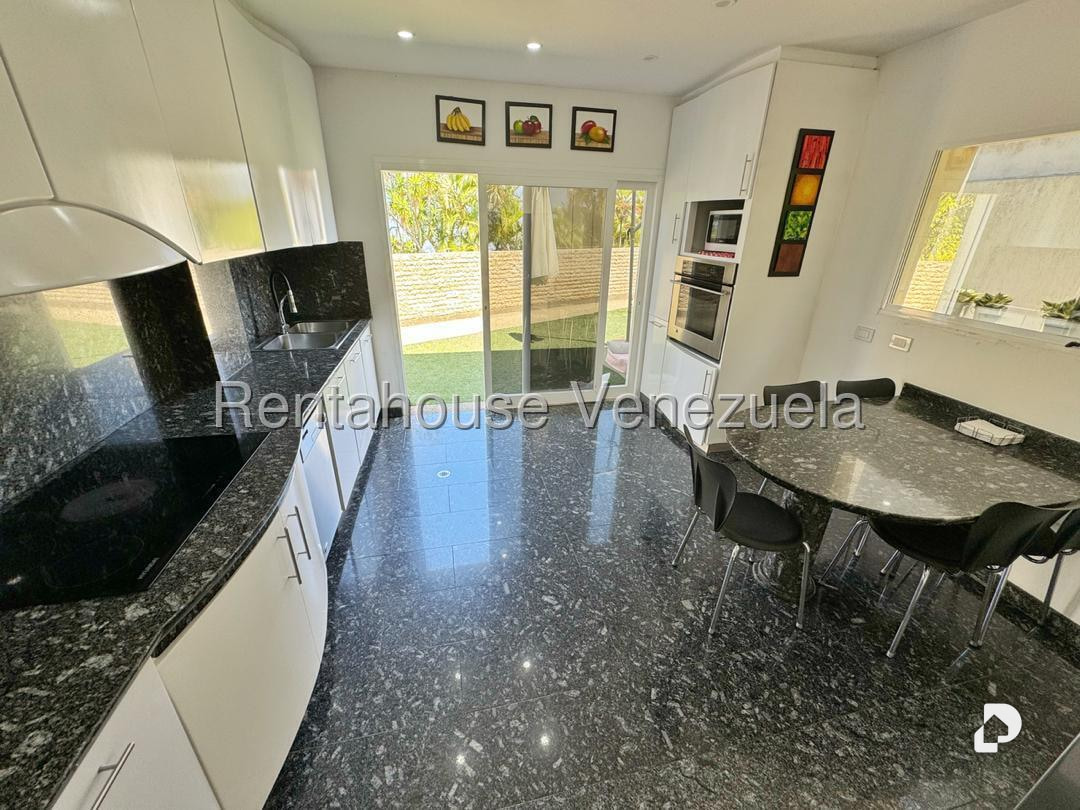 House in Los Naranjos (del Cafetal), Caracas – 17