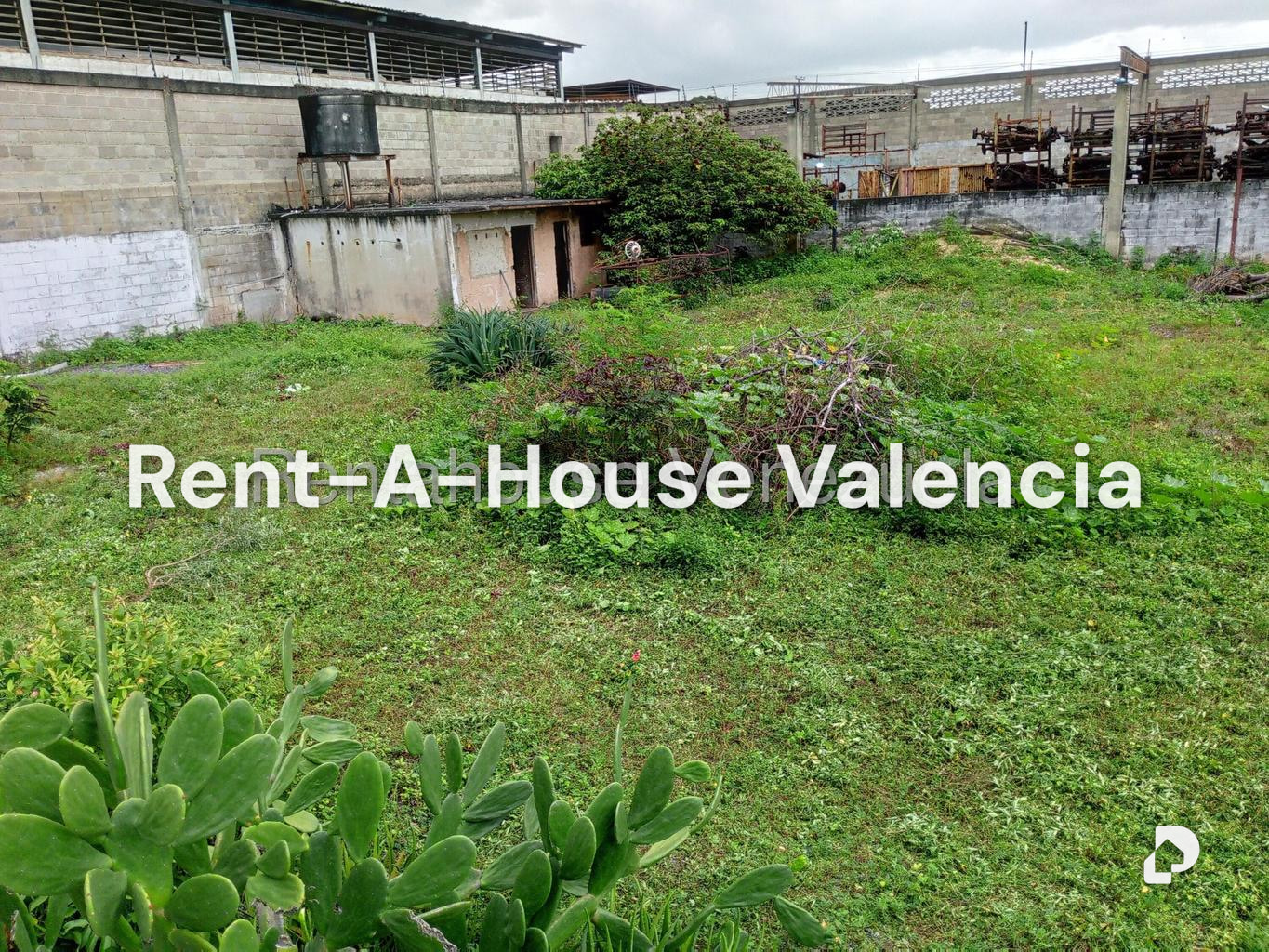 Local comercial en Lizandro Alvarado, Valencia – 8