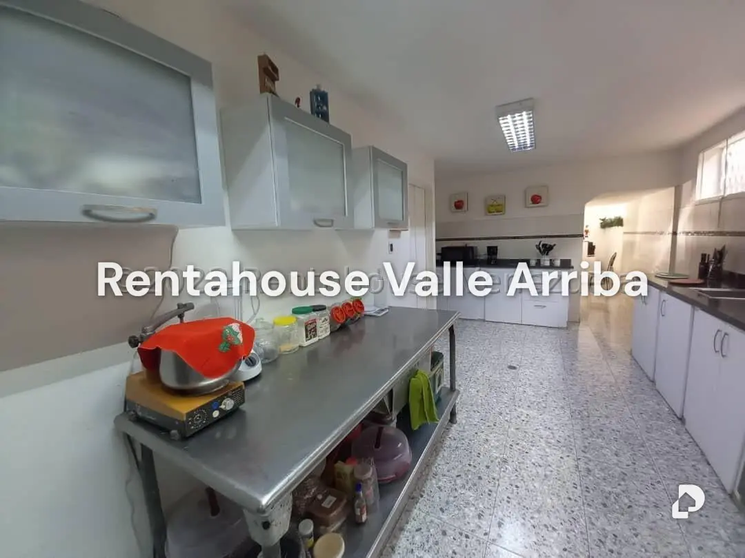 Land in Santa Eduvigis, Caracas – 20