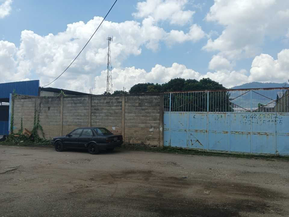 Terreno en Guayabal, Valencia - 1