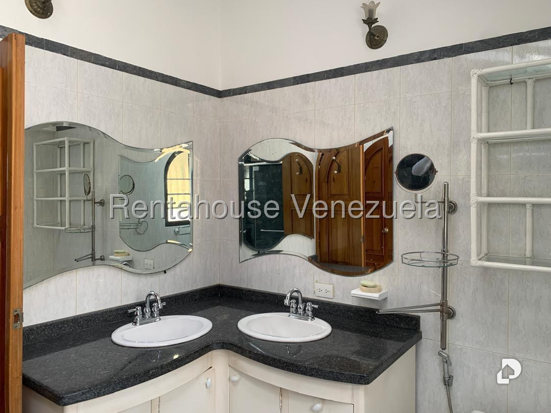 Casa en Los Naranjos (del Cafetal), Caracas – 22
