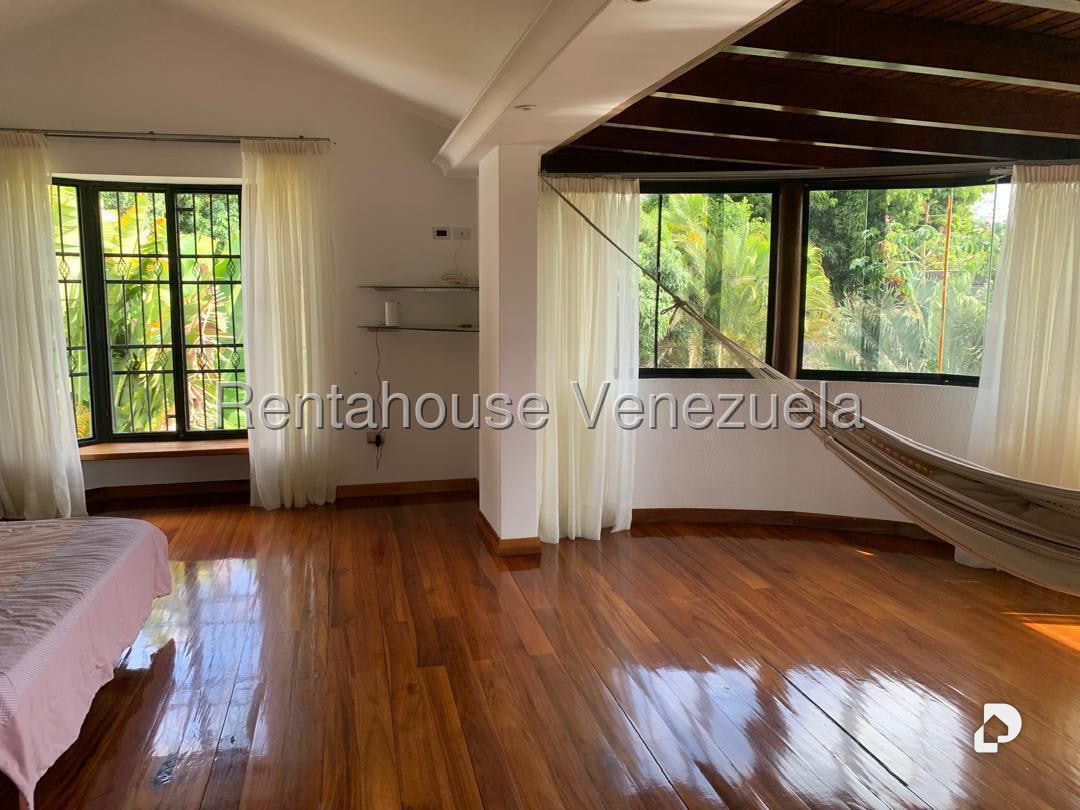 Casa en Los Naranjos (del Cafetal), Caracas – 17