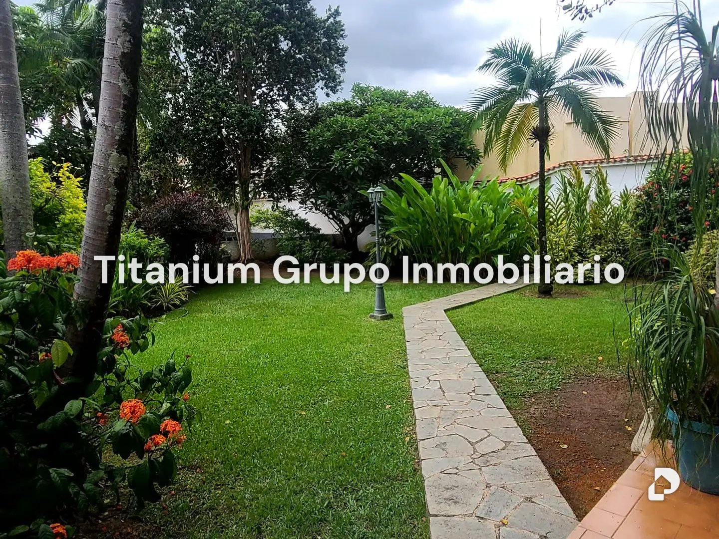 House in Las Chimeneas, Valencia – 4