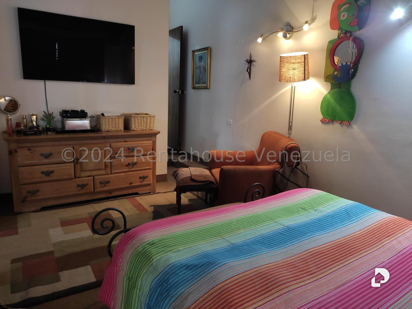 Casa en Los Palos Grandes, Caracas – 23