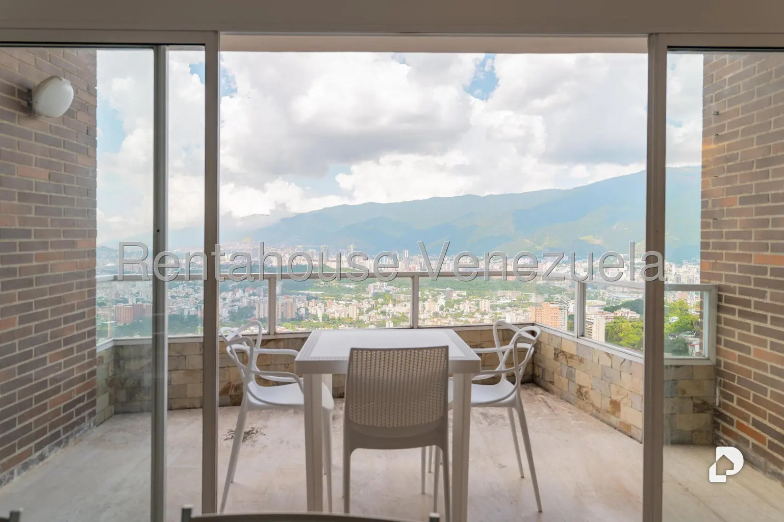 Apartamento en Mirador de Los Campitos I, Caracas – 4