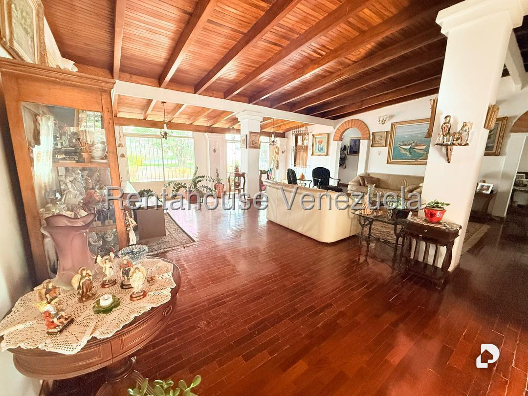 Casa en La Lagunita Country Club, Caracas