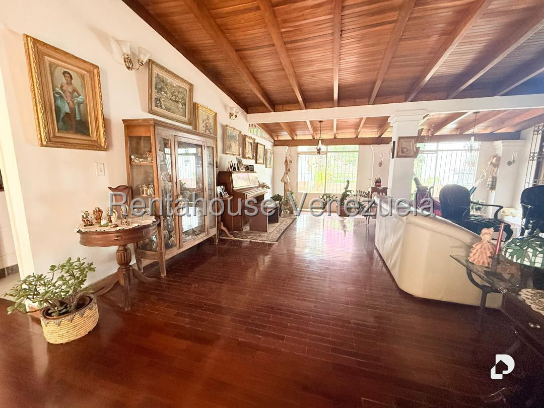 Casa en La Lagunita Country Club, Caracas