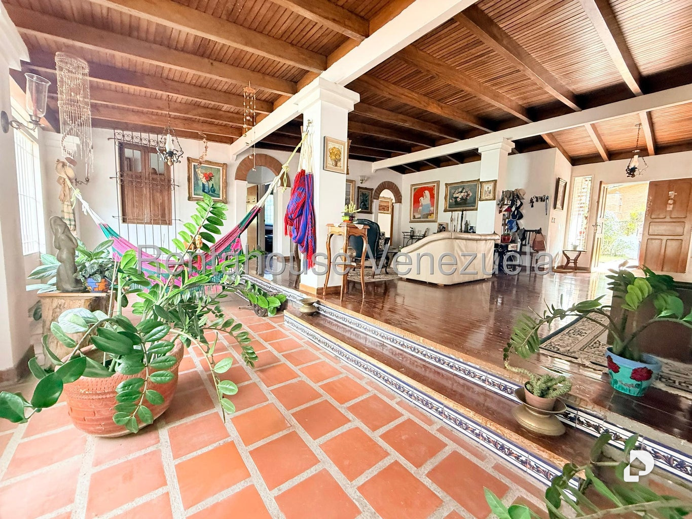 Casa en La Lagunita Country Club, Caracas