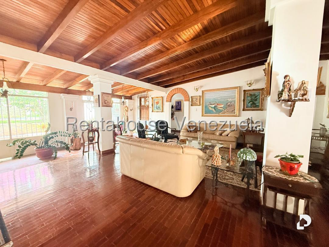 Casa en La Lagunita Country Club, Caracas