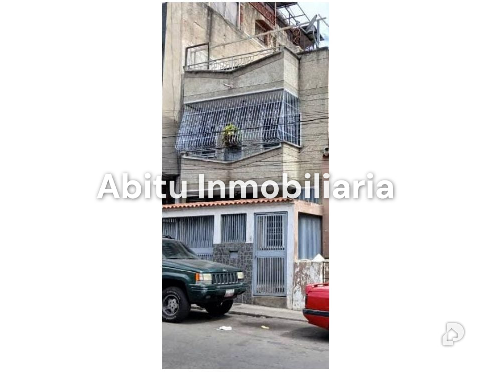 Casa en Catia, Caracas – 1