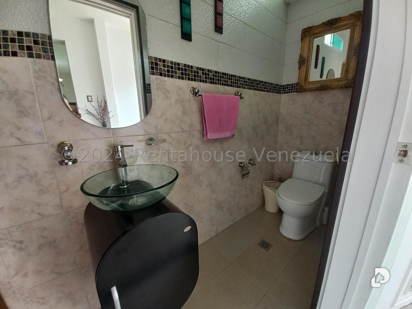 Casa en Prados del Este, Caracas – 20