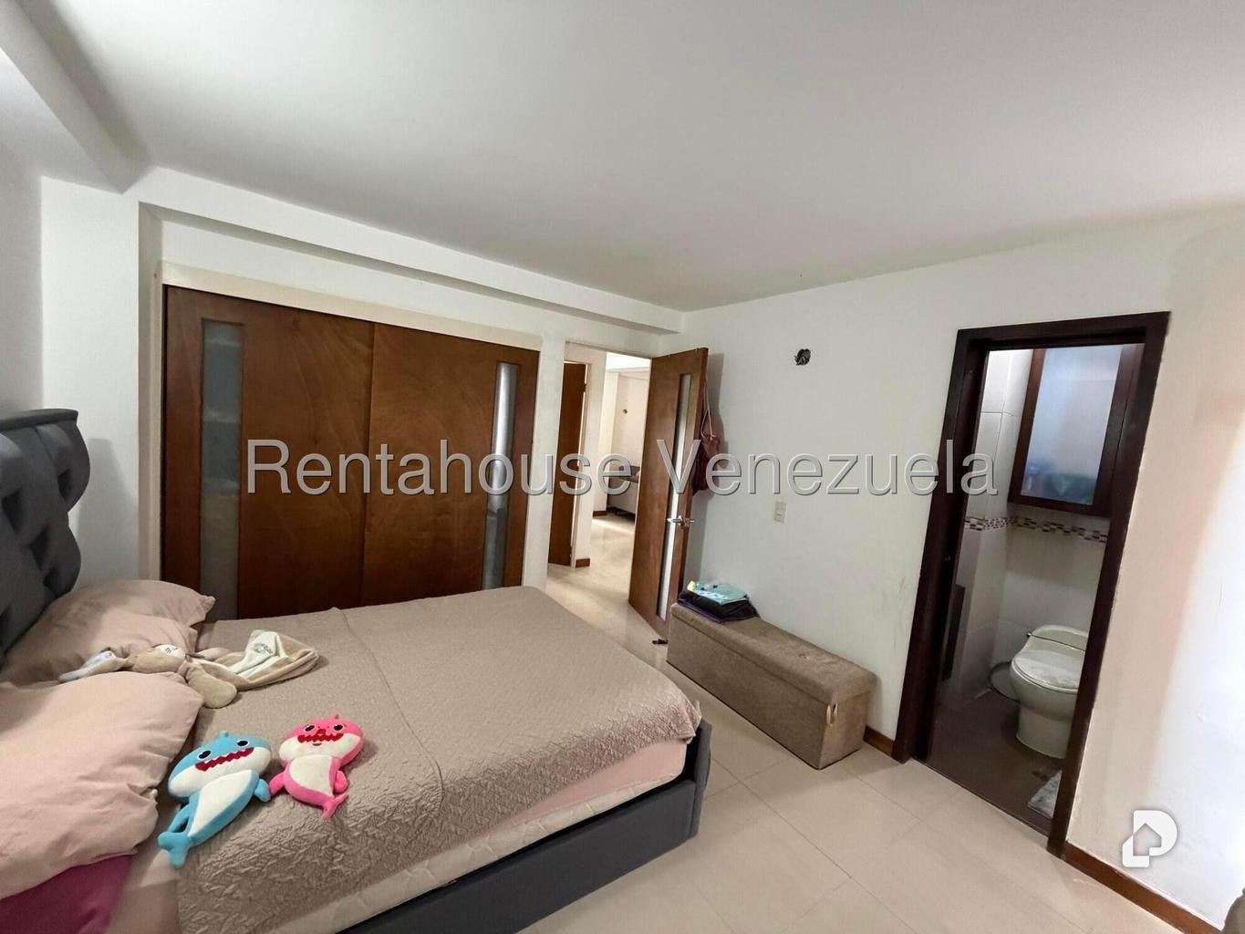 Apartamento en Miravila, Caracas – 10