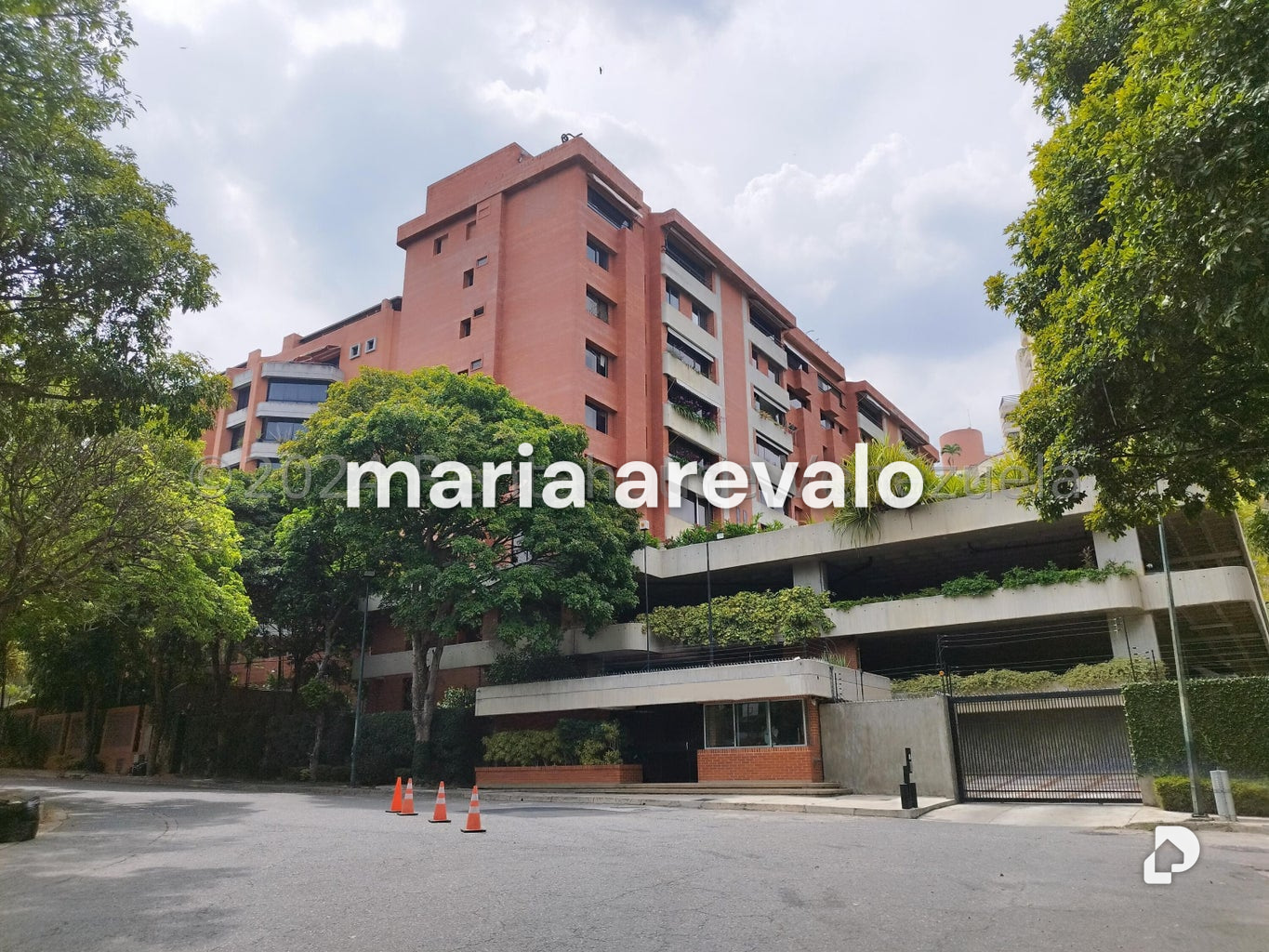 Apartamento en Colinas de Valle Arriba, Caracas – 1