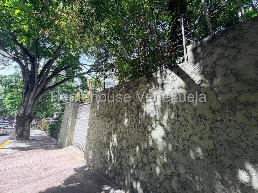 House in La Castellana, Caracas - 1