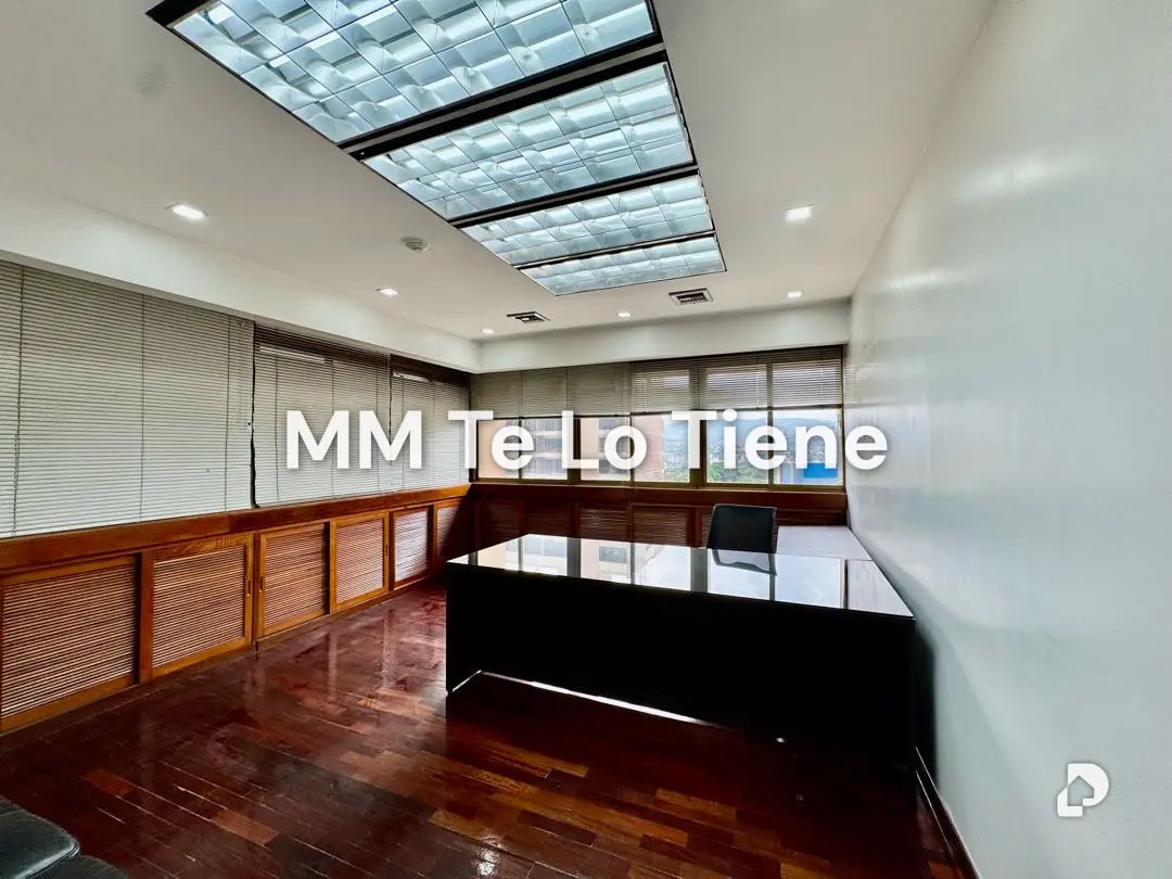 Office in Los Palos Grandes, Caracas – 13